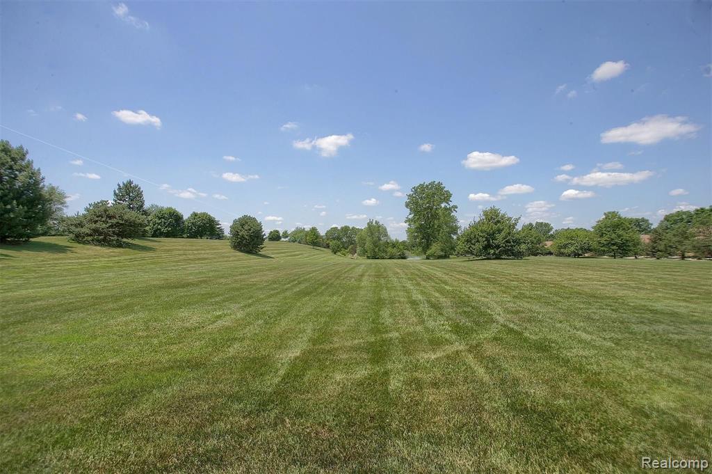 2403 Rochelle Park Drive Rochester Hills, MI 48309 - Photo 30 of 30