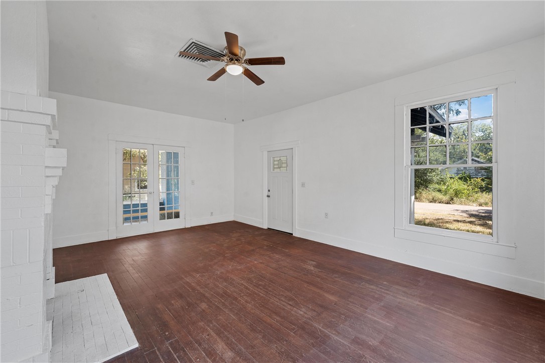 433 Chambers Street Marlin, TX 76661 - Photo 18 of 26