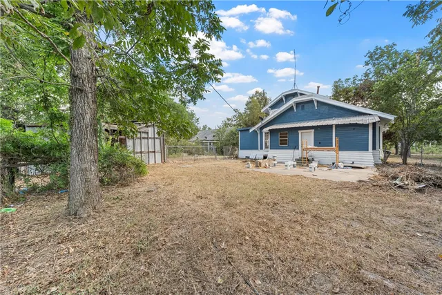 $138,000 | 433 Chambers Street, Marlin, TX 76661
