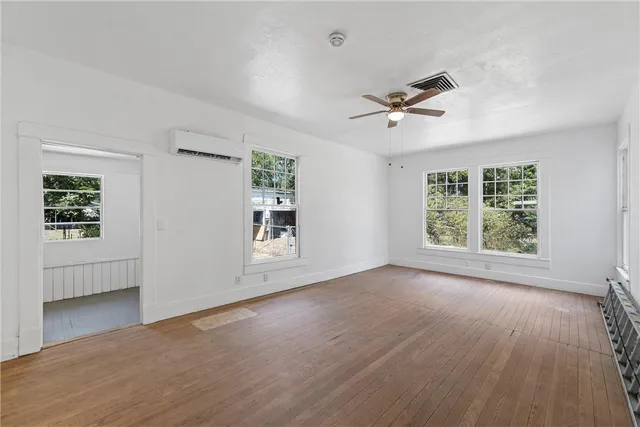 $138,000 | 433 Chambers Street, Marlin, TX 76661