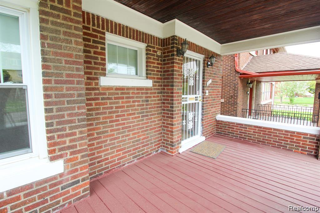 1612 Atkinson Street Detroit, MI 48206 - Photo 8 of 61
