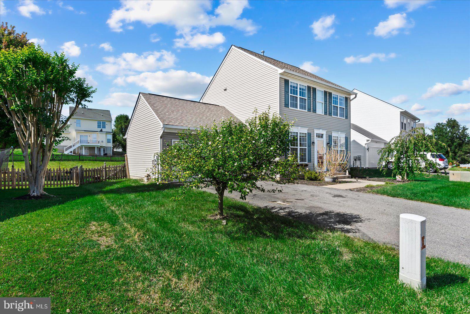 6413 Hot Spring Lane Fredericksburg, VA 22407 - Photo 3 of 39