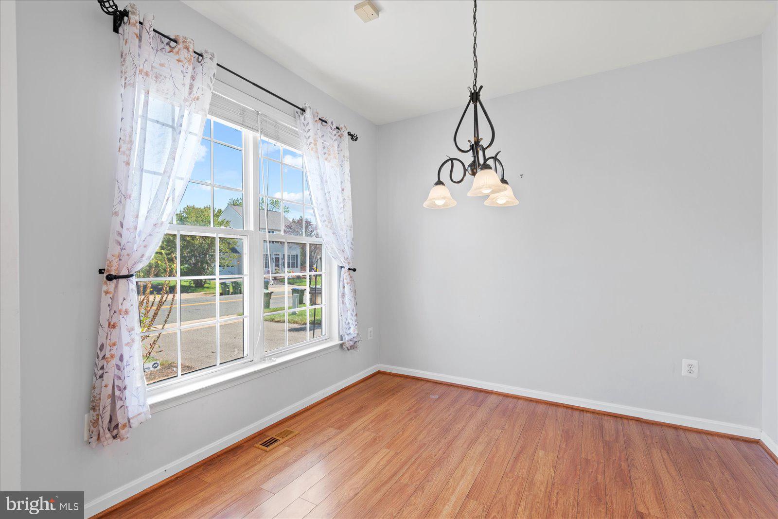 6413 Hot Spring Lane Fredericksburg, VA 22407 - Photo 7 of 39 Dining room to the right