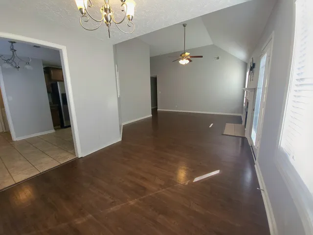 $2,200 | 961 Joey Drive, Clarksville, TN 37042