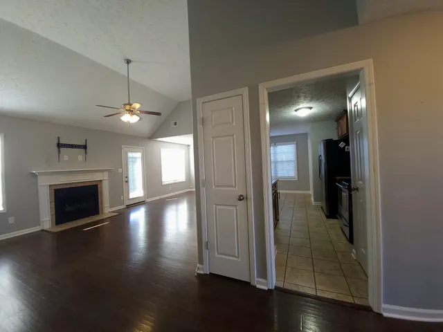 $2,200 | 961 Joey Drive, Clarksville, TN 37042