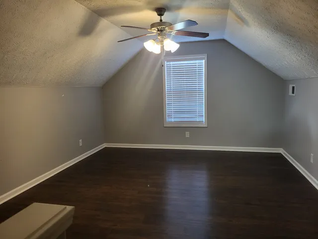 $2,200 | 961 Joey Drive, Clarksville, TN 37042