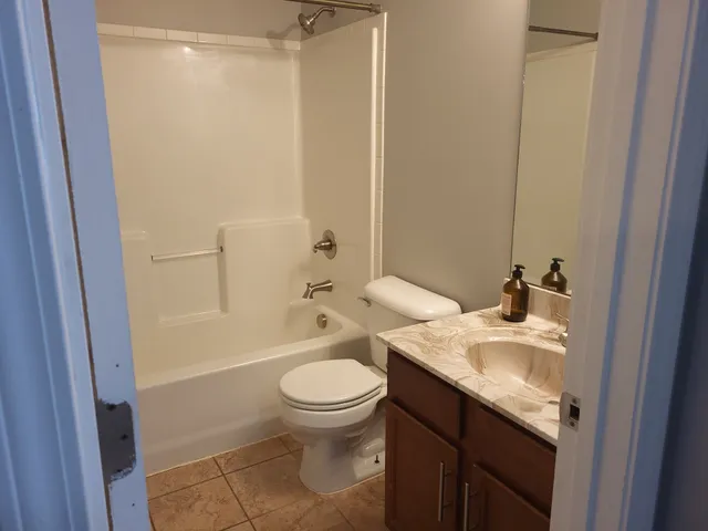 $2,200 | 961 Joey Drive, Clarksville, TN 37042