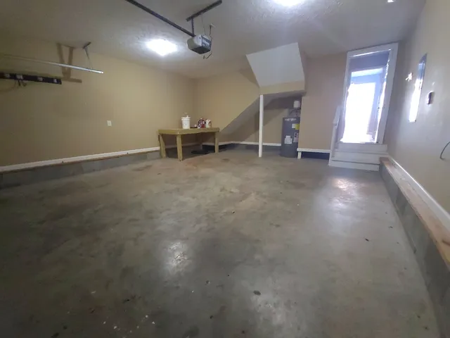 $2,200 | 961 Joey Drive, Clarksville, TN 37042