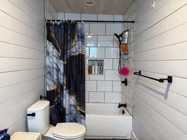 $219,900 | 612 17th Street, Bedford, IN 47421