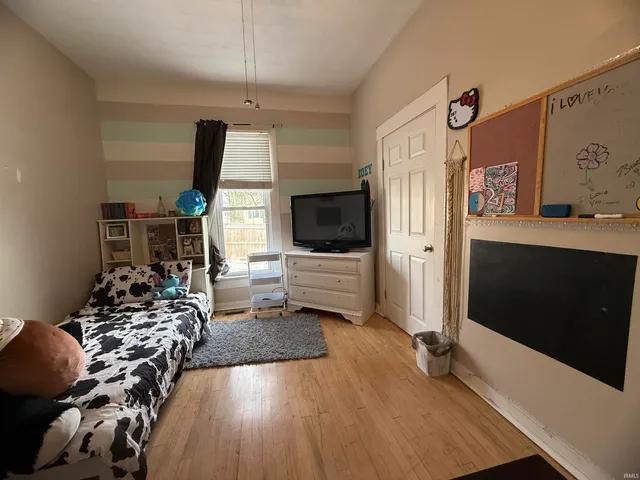 $219,900 | 612 17th Street, Bedford, IN 47421