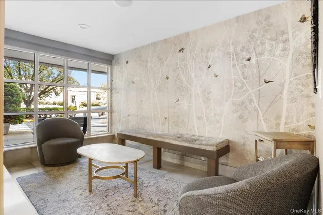 $4,600 | 100 Cutter Mill Road, Unit 3F, Great Neck, NY 11021