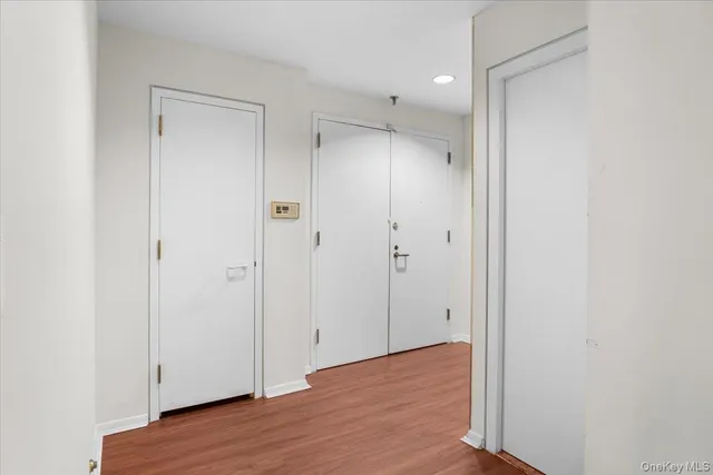 $4,600 | 100 Cutter Mill Road, Unit 3F, Great Neck, NY 11021