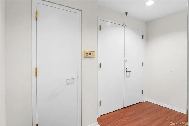 $4,600 | 100 Cutter Mill Road, Unit 3F, Great Neck, NY 11021