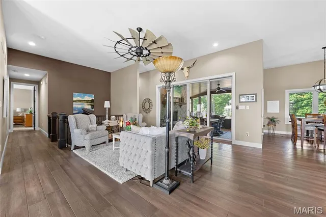 $2,100,000 | 32 Taylors Way, Foristell, MO 63348