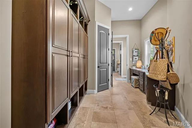 $2,100,000 | 32 Taylors Way, Foristell, MO 63348