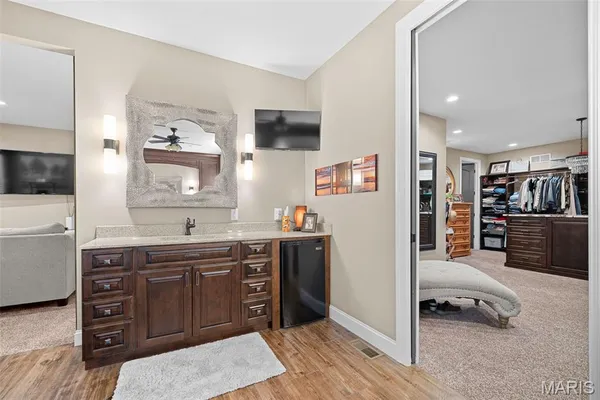 $2,100,000 | 32 Taylors Way, Foristell, MO 63348