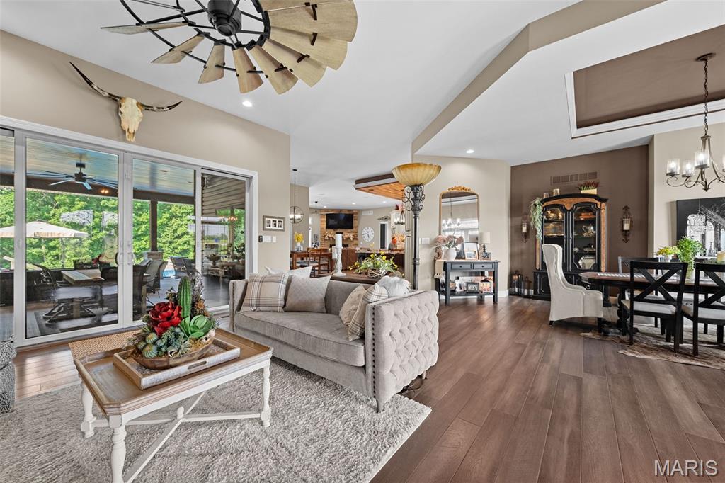 32 Taylors Way Foristell, MO 63348 - Photo 6 of 99