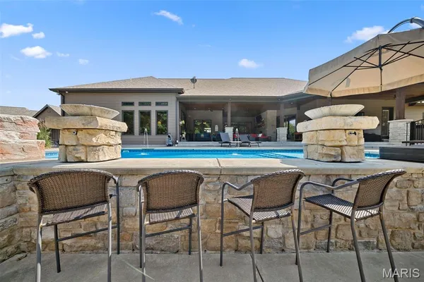 $2,100,000 | 32 Taylors Way, Foristell, MO 63348