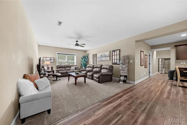 $2,100,000 | 32 Taylors Way, Foristell, MO 63348