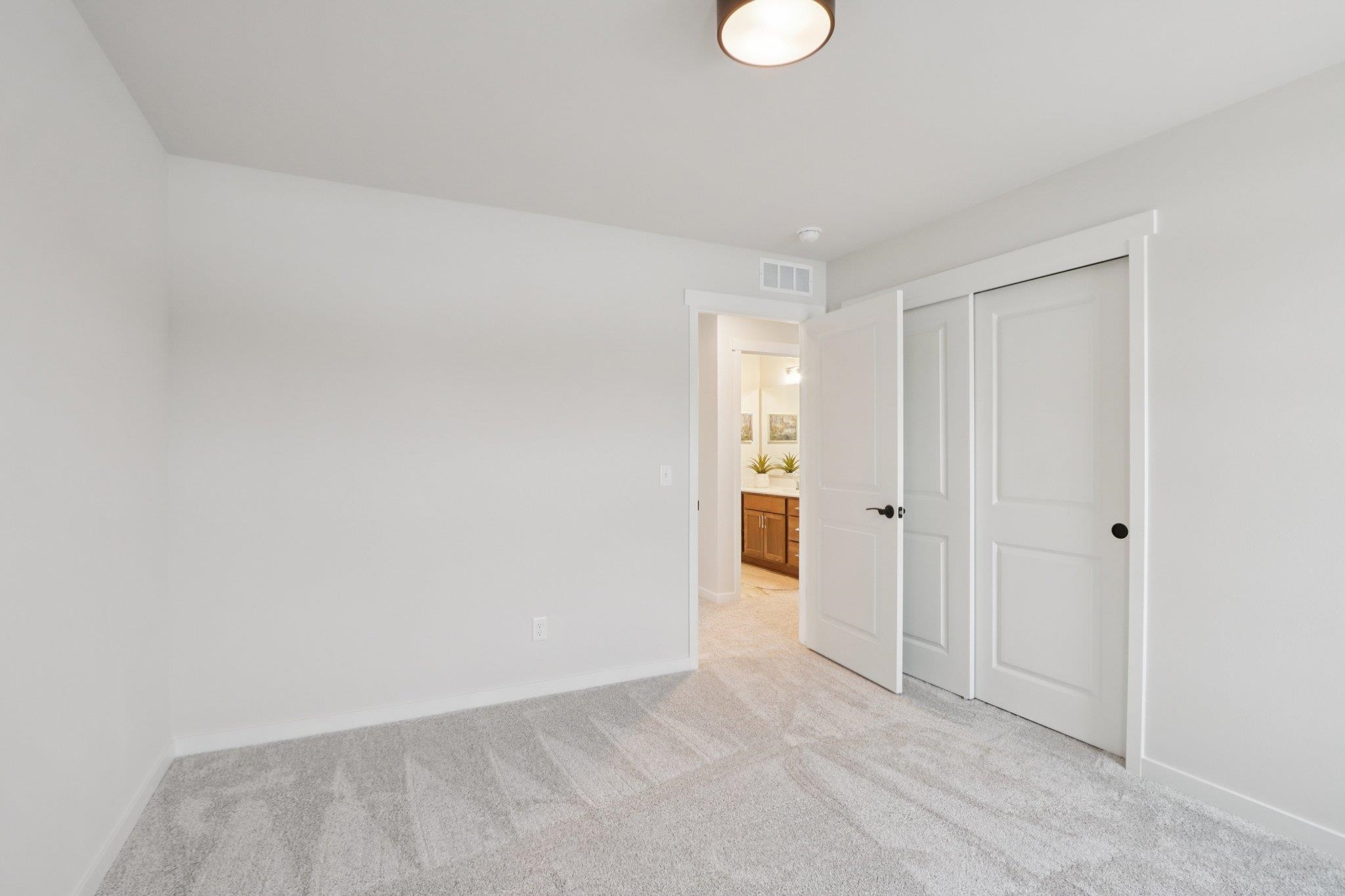 534 Buss Cottage Grove Cottage Grove, WI 53527 - Photo 15 of 27