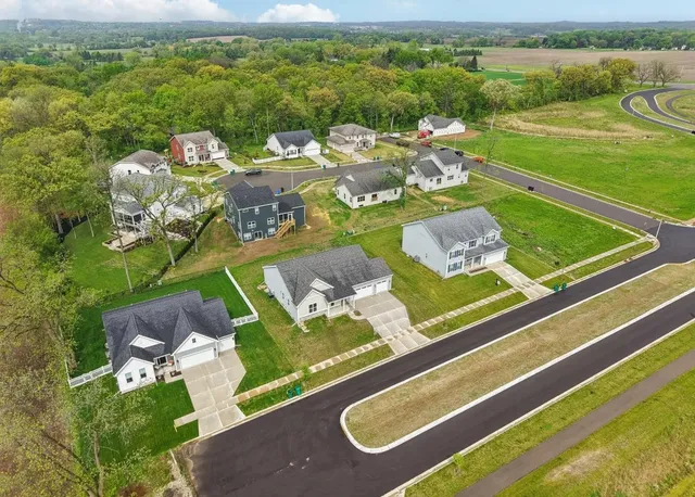 $634,900 | 534 Buss Cottage Grove, Cottage Grove, WI 53527