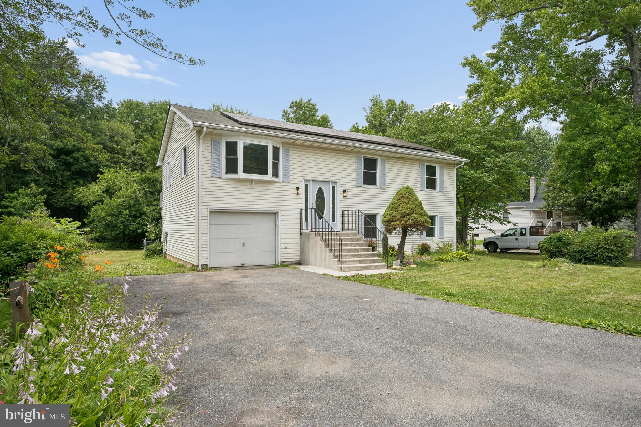 612 Bowleys Quarters Road Baltimore, MD 21220 - Photo 2 of 41