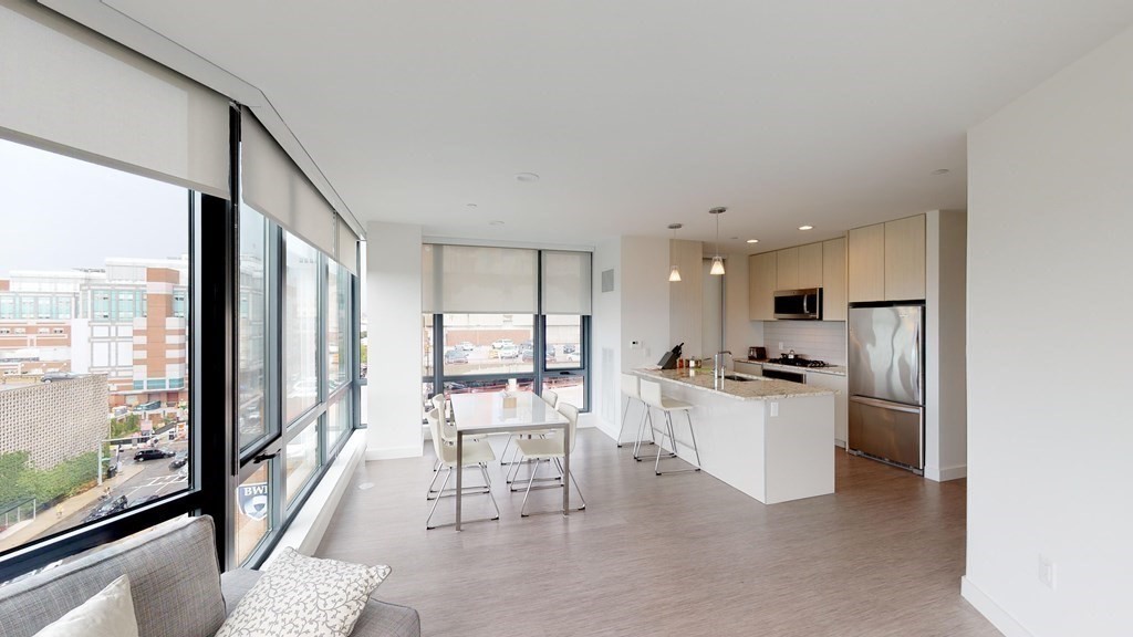 80 Fenwood Road, Unit 813 Boston, MA 02115 - Photo 2 of 11