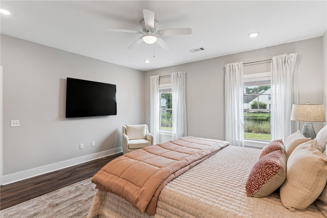 291 Bottlebrush Walk Brunswick, GA 31525 - Photo 14 of 37 Model Home