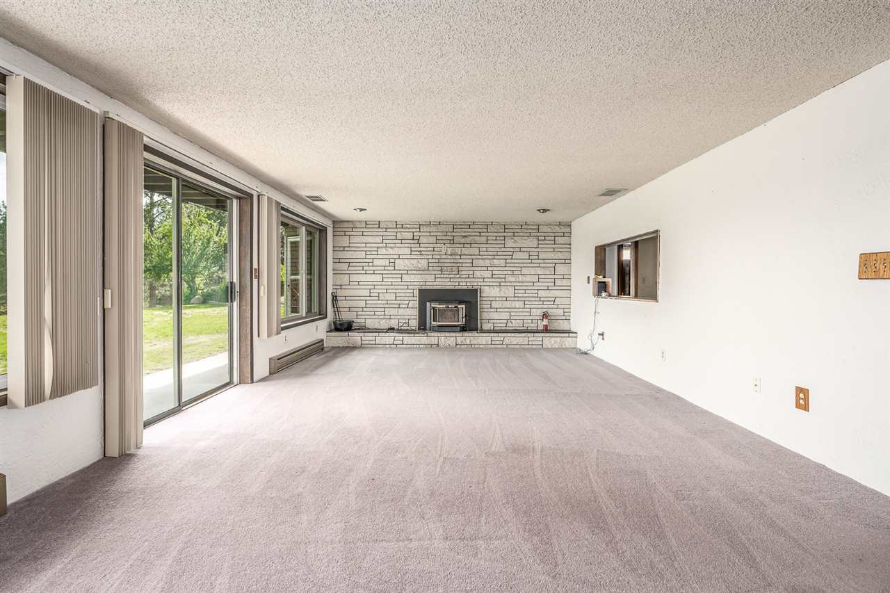 15815 North Hazard Road Spokane, WA 99208 - Photo 9 of 18