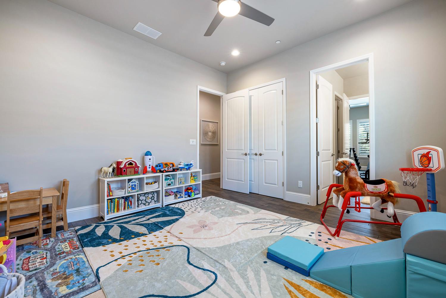 2706 Trenton Avenue Clovis, CA 93619 - Photo 23 of 61