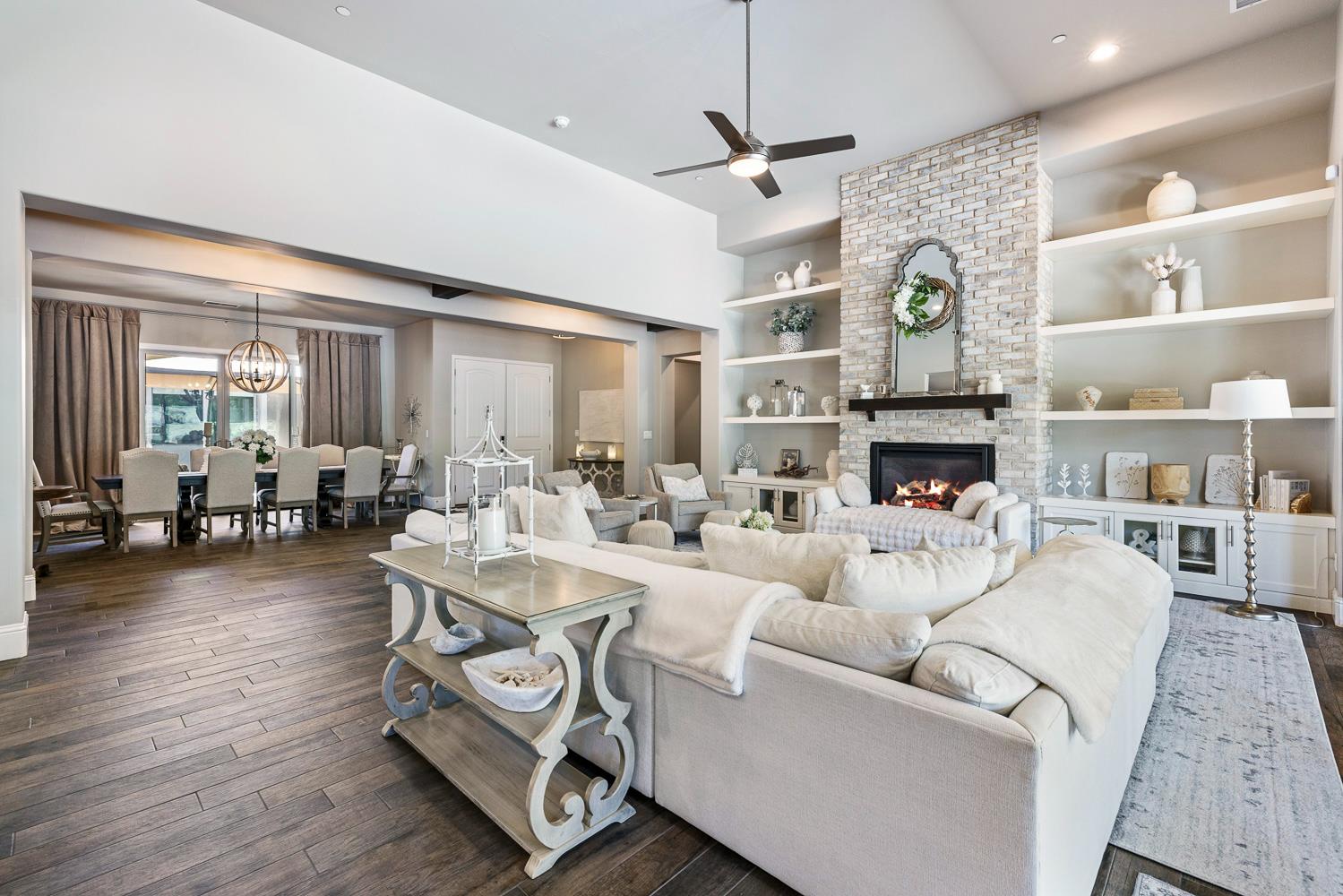 2706 Trenton Avenue Clovis, CA 93619 - Photo 10 of 61