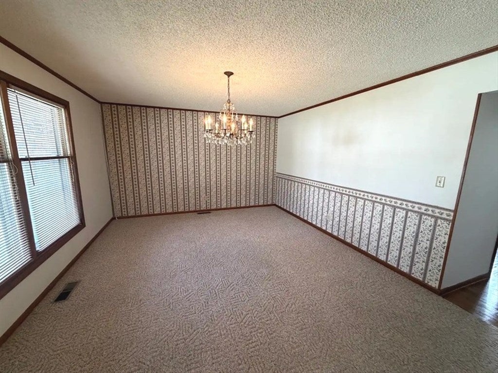 1201 Ridgeway Road Macon, MO 63552 - Photo 9 of 43 Gallery Image 9