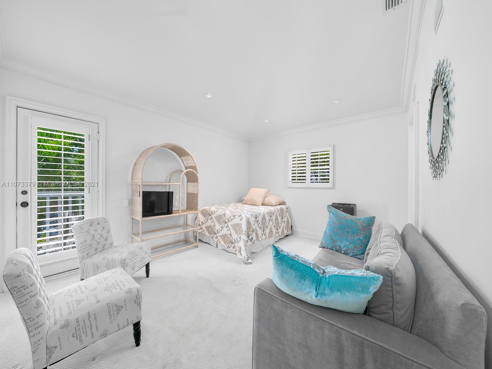 3545 Anchorage Way Miami, FL 33133 - Photo 10 of 12 Gallery Image 10