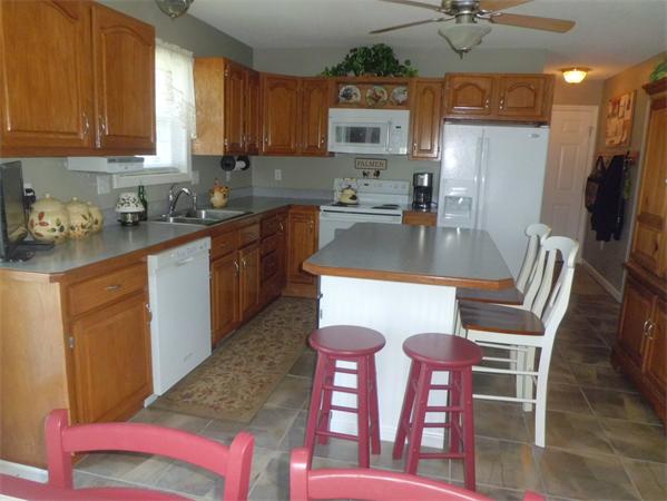 8 Old Farm Road Palmer, MA 01069 - Photo 12 of 29 Gallery Image 12