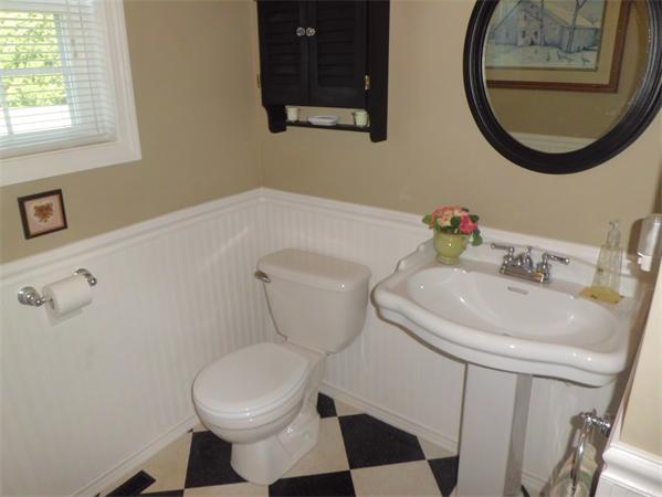 8 Old Farm Road Palmer, MA 01069 - Photo 15 of 29 Gallery Image 15