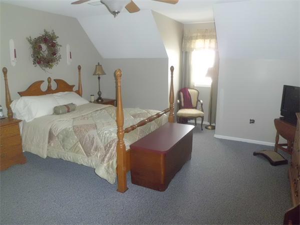 8 Old Farm Road Palmer, MA 01069 - Photo 23 of 29 Gallery Image 23