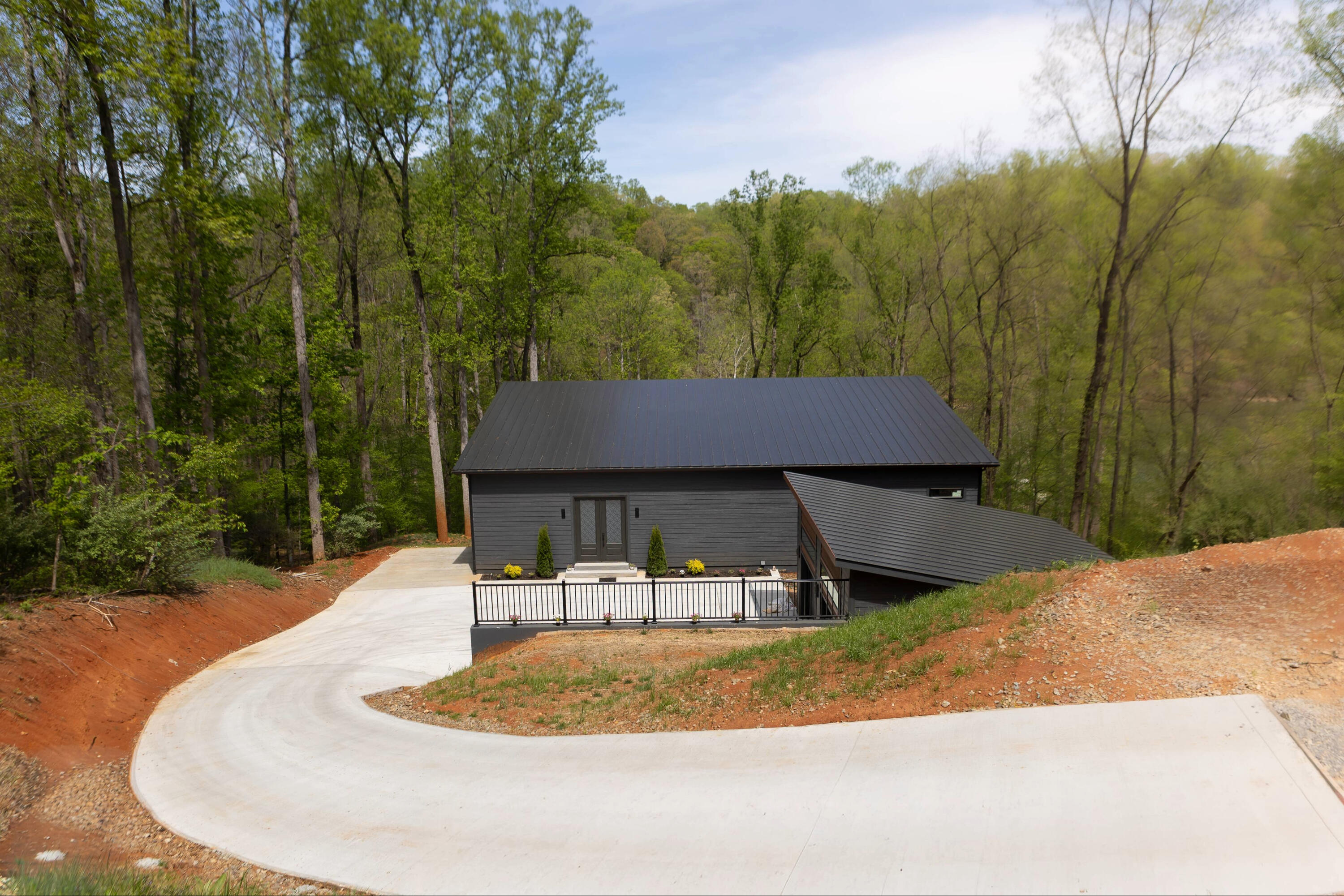 80 Lakeshore Terrace Road Hardy, VA 24101 - Photo 3 of 32 Small Picture 3