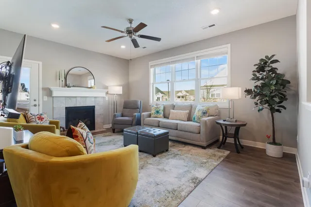 $395,000 | 19549 Meadow Trail, Rogers, MN 55311