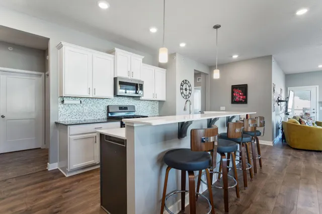 $395,000 | 19549 Meadow Trail, Rogers, MN 55311