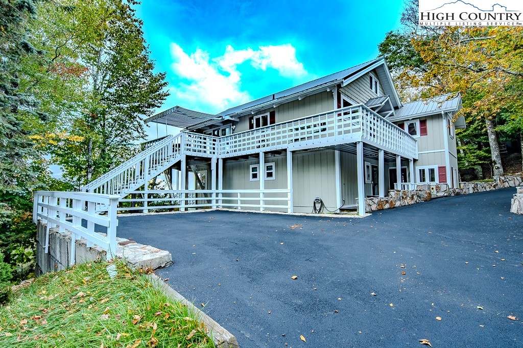 206 Pinnacle Ridge Road Beech Mountain, NC 28604 - Photo 4 of 41