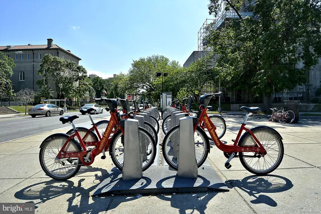 a view of a entryway door of the building