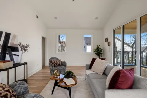 $1,125,000 | 2804 Eastland Avenue, Nashville, TN 37206