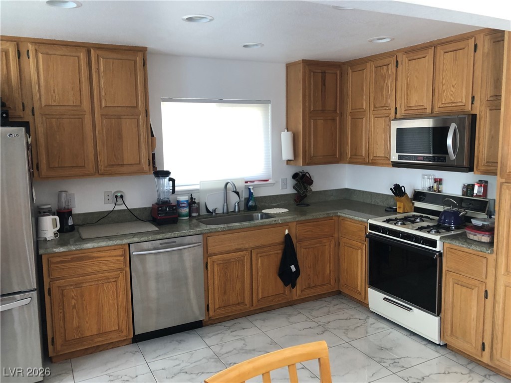 Undisclosed Address Henderson, NV 89074 - Photo 6 of 36