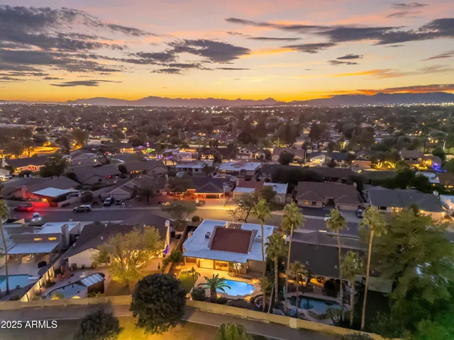 $799,900 | 9217 South Kachina Drive, Tempe, AZ 85284