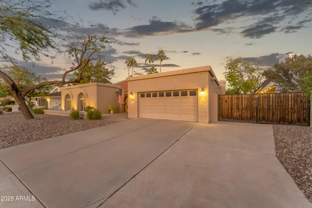$799,900 | 9217 South Kachina Drive, Tempe, AZ 85284
