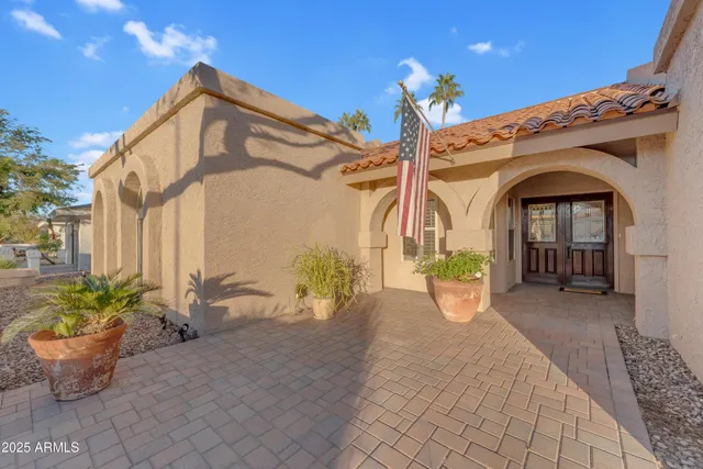 $799,900 | 9217 South Kachina Drive, Tempe, AZ 85284