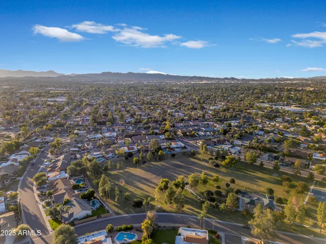 $799,900 | 9217 South Kachina Drive, Tempe, AZ 85284