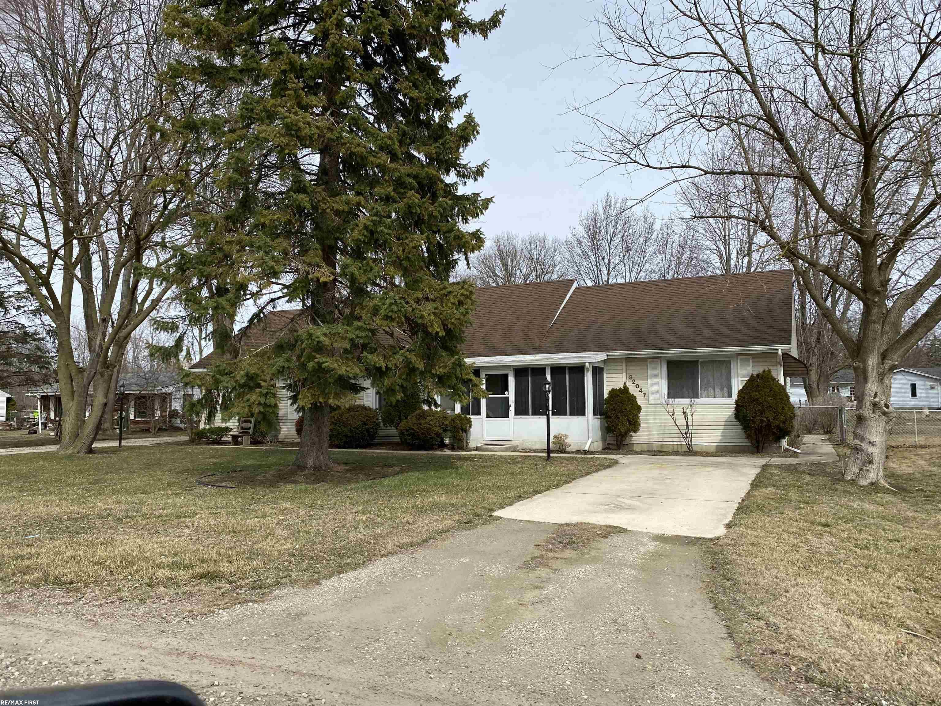 32047 Lakepoint Street Chesterfield, MI 48047 - Photo 25 of 26