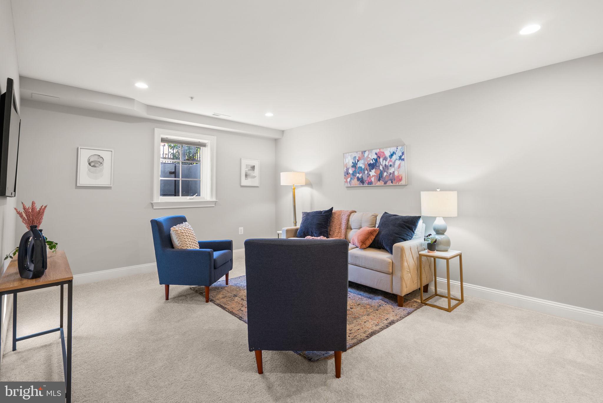 8902 Courts Way Silver Spring, MD 20910 - Photo 36 of 50 Gallery Image 36