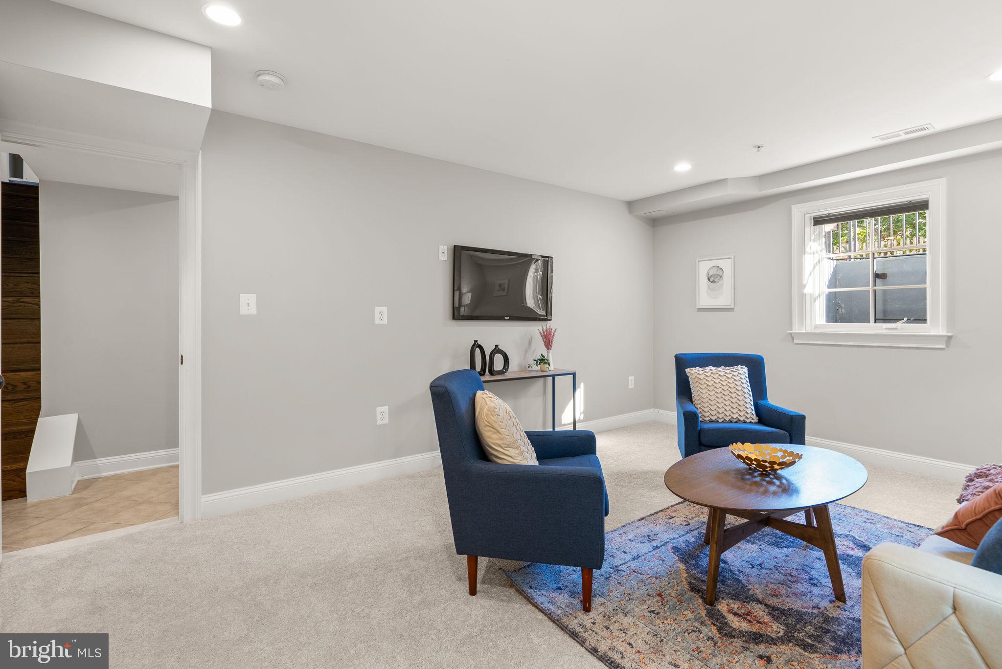 8902 Courts Way Silver Spring, MD 20910 - Photo 37 of 50 Gallery Image 37